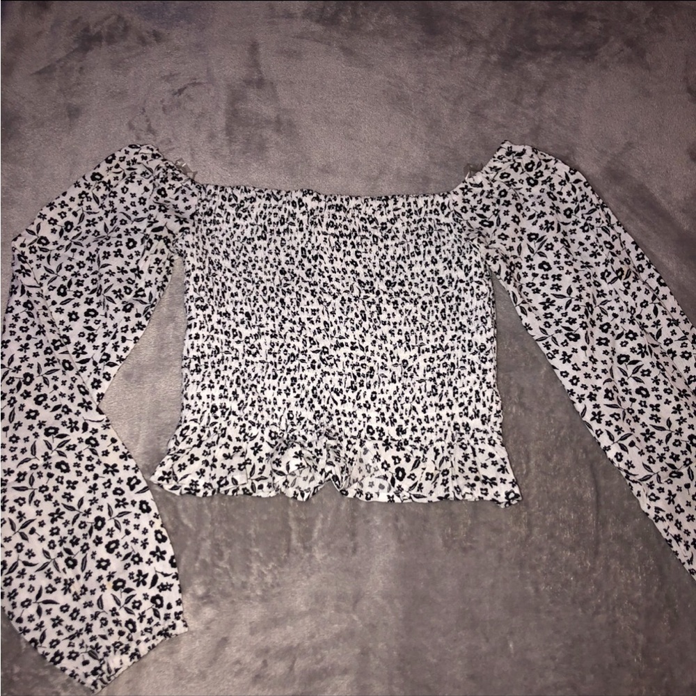 Ardene Smocked Off-Shoulder Black & White Floral Women's Top, Tank Top, Shirt